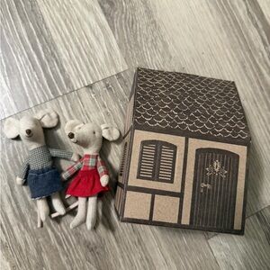 Maileg winter mice twin SISTERS!